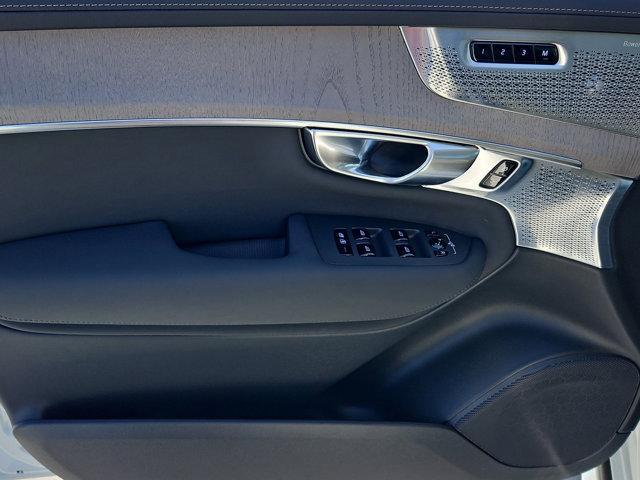 new 2025 Volvo XC90 car, priced at $76,260