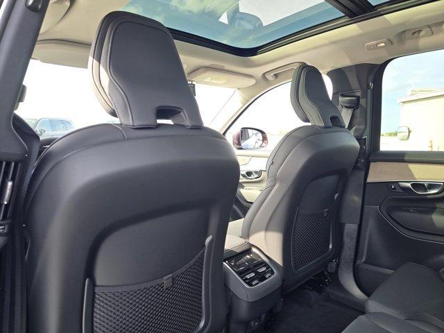 new 2025 Volvo XC90 car, priced at $65,895