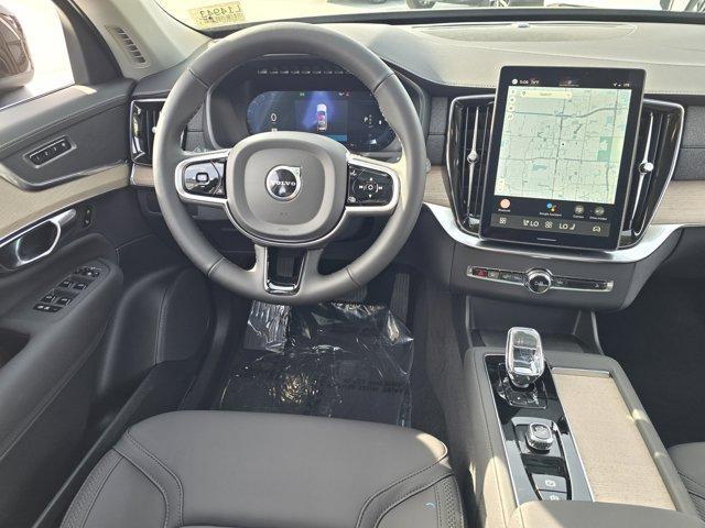 new 2025 Volvo XC90 car, priced at $65,895