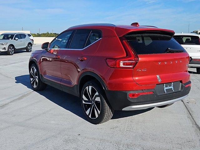 new 2025 Volvo XC40 car, priced at $48,270