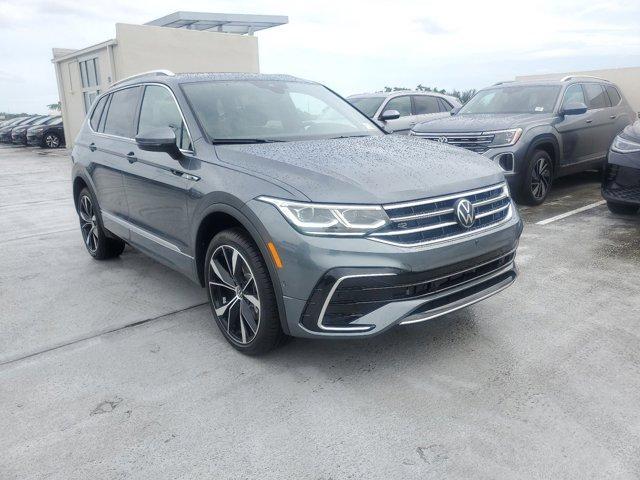 new 2024 Volkswagen Tiguan car, priced at $36,234