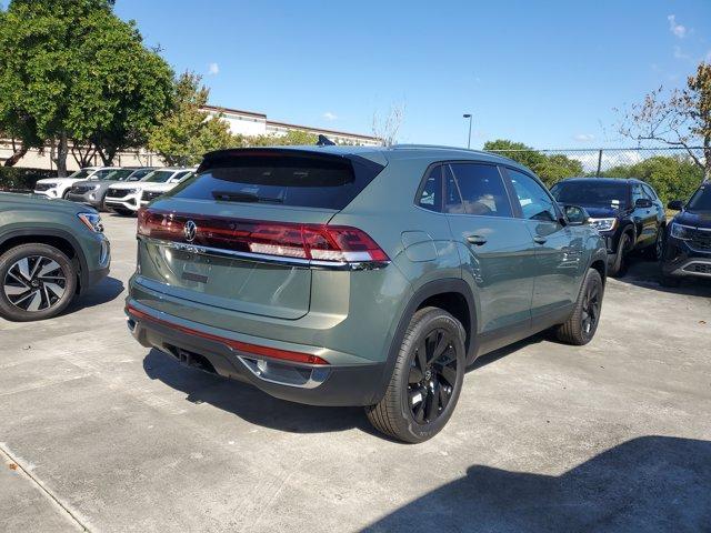 new 2026 Volkswagen Atlas Cross Sport car, priced at $43,765
