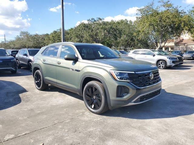 new 2026 Volkswagen Atlas Cross Sport car, priced at $43,765