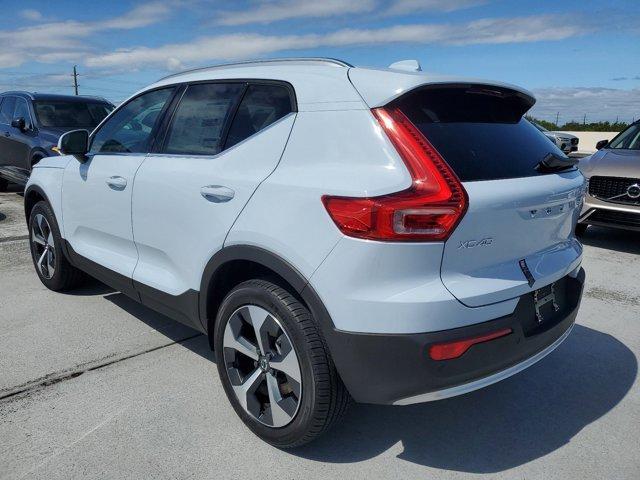 new 2025 Volvo XC40 car, priced at $47,765