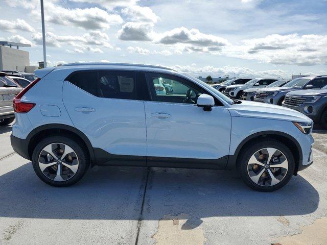 new 2025 Volvo XC40 car, priced at $47,765