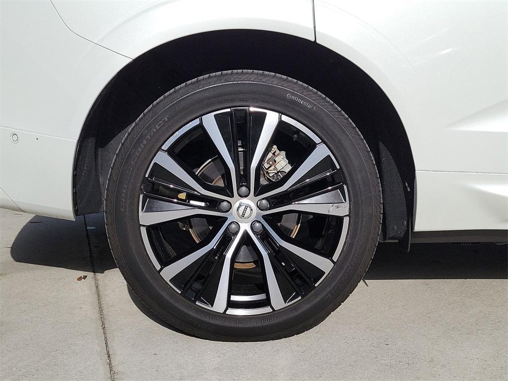 used 2023 Volvo XC60 car, priced at $35,788