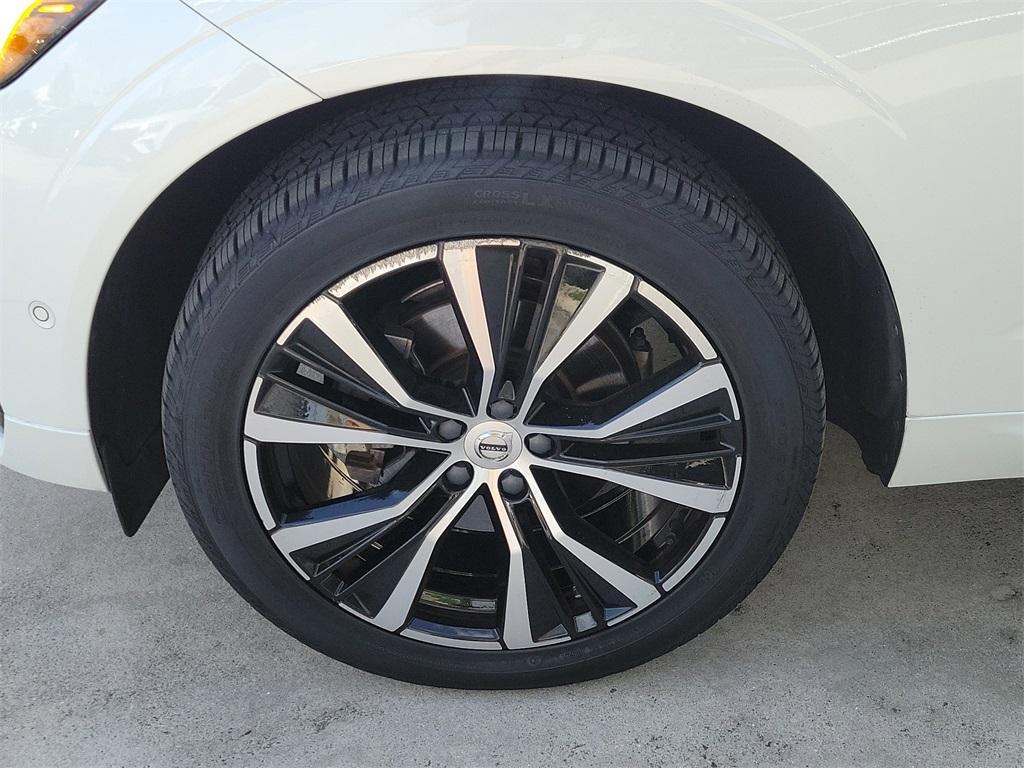 used 2023 Volvo XC60 car, priced at $35,788