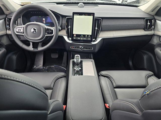new 2025 Volvo XC90 car, priced at $75,050