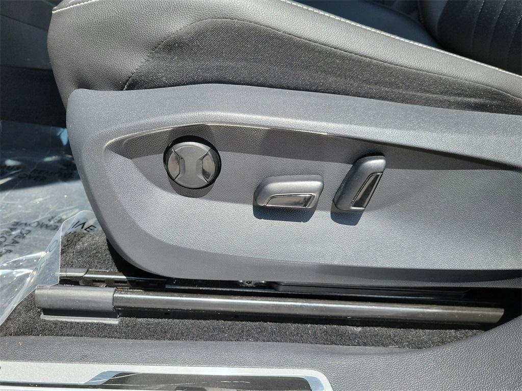 used 2022 Volkswagen Tiguan car, priced at $22,677