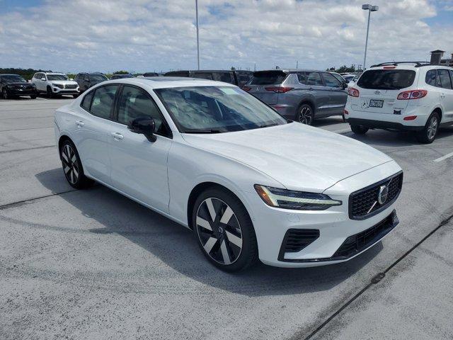 new 2024 Volvo S60 Recharge Plug-In Hybrid car, priced at $59,075