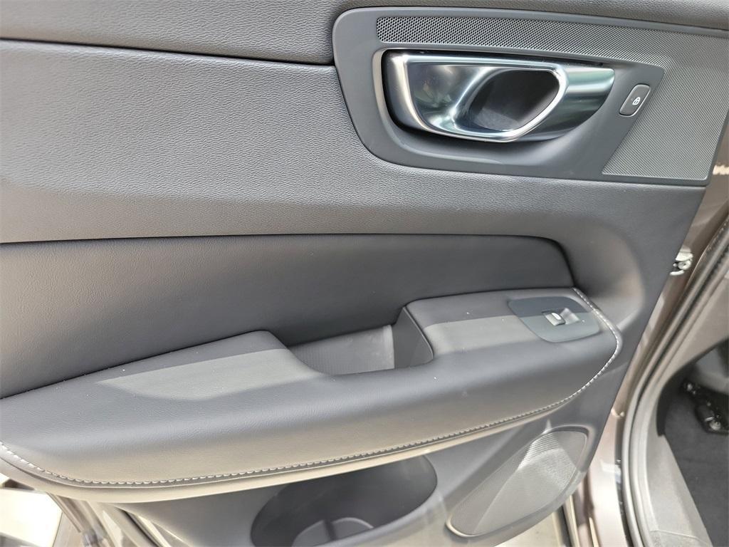 used 2024 Volvo XC60 Recharge Plug-In Hybrid car, priced at $54,888