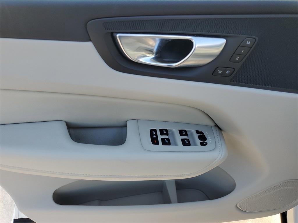 used 2024 Volvo XC60 Recharge Plug-In Hybrid car, priced at $53,688
