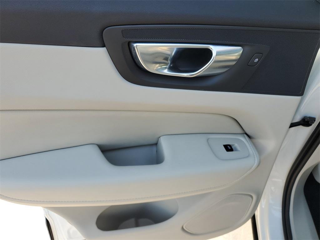 used 2024 Volvo XC60 Recharge Plug-In Hybrid car, priced at $53,688