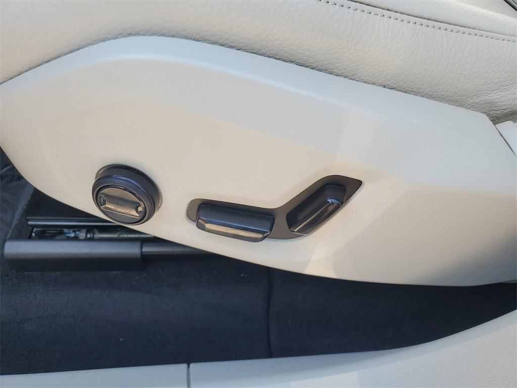 used 2024 Volvo XC60 Recharge Plug-In Hybrid car, priced at $53,688
