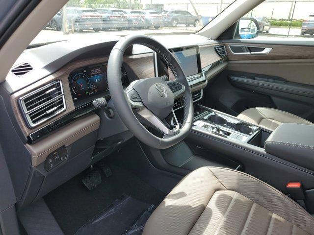new 2025 Volkswagen Atlas car, priced at $47,298