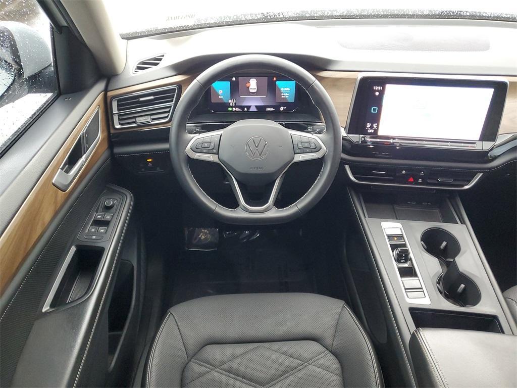 used 2024 Volkswagen Atlas car, priced at $30,998