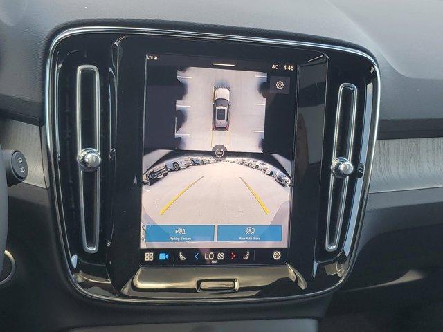 new 2025 Volvo XC40 car, priced at $49,476