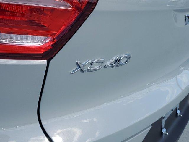 new 2025 Volvo XC40 car, priced at $49,476
