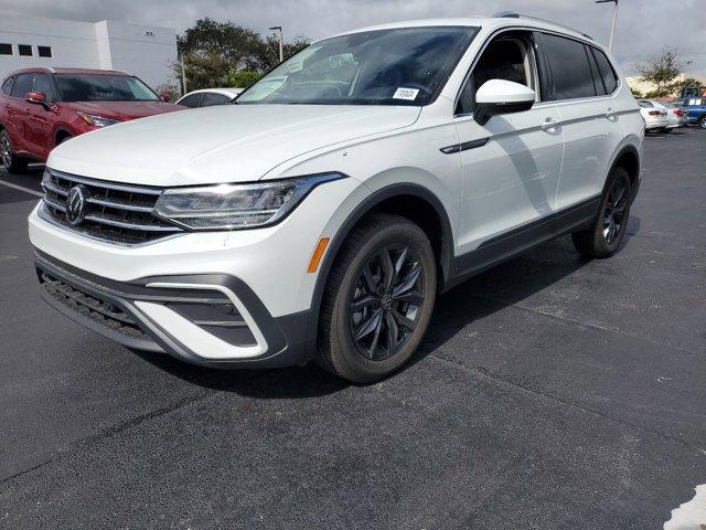 new 2024 Volkswagen Tiguan car, priced at $32,001