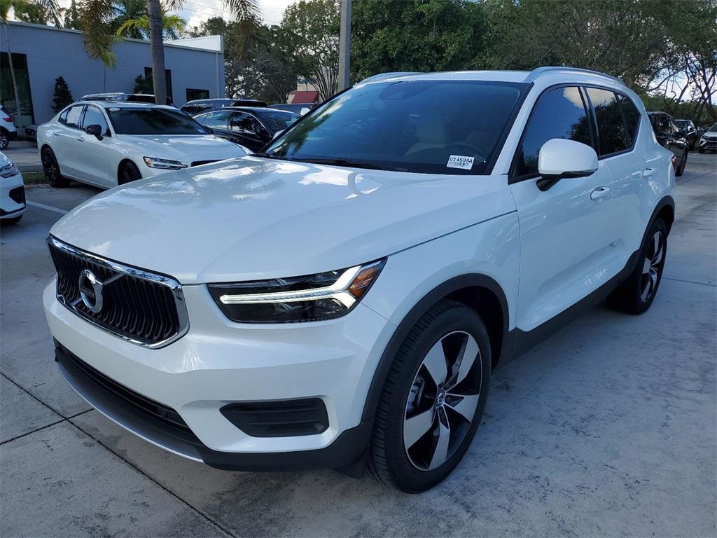 used 2022 Volvo XC40 car, priced at $27,788