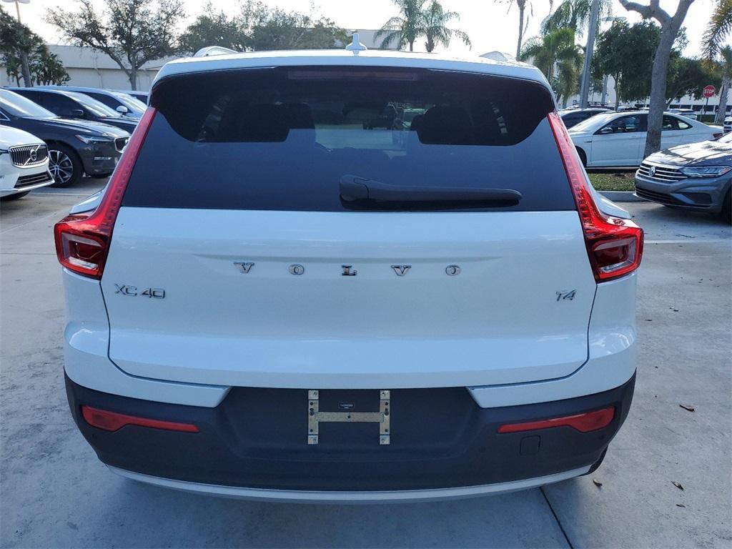 used 2022 Volvo XC40 car, priced at $27,788