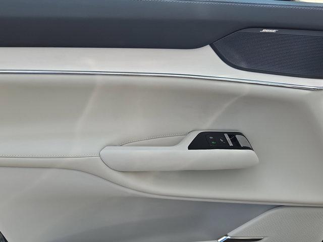 new 2025 Volvo EX90 car, priced at $88,717