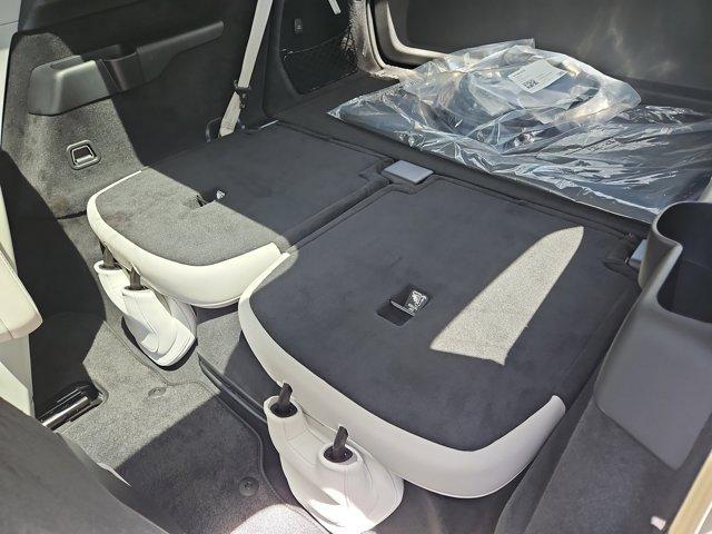 new 2025 Volvo EX90 car, priced at $88,717