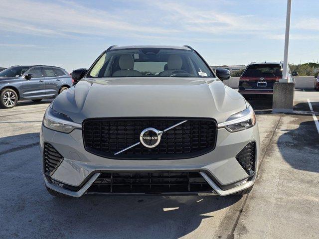 new 2025 Volvo XC60 car, priced at $59,910