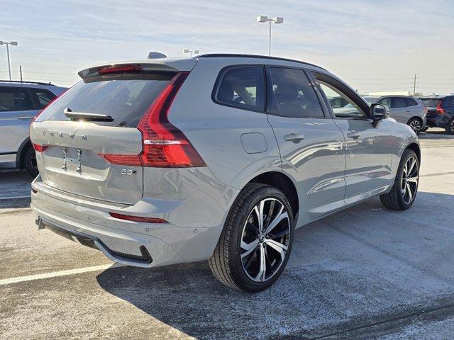 new 2025 Volvo XC60 car, priced at $59,910