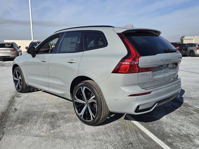 new 2025 Volvo XC60 car, priced at $59,910