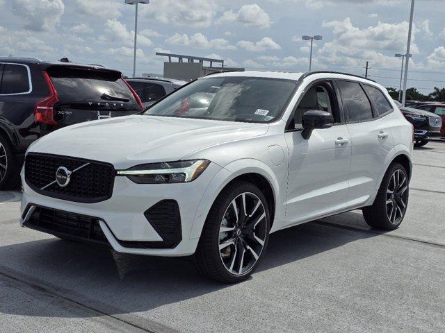 new 2025 Volvo XC60 Plug-In Hybrid car, priced at $78,395