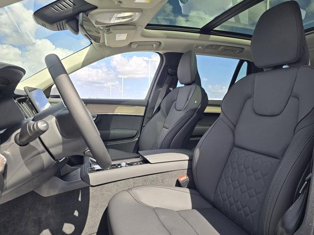 new 2025 Volvo XC90 car, priced at $63,681