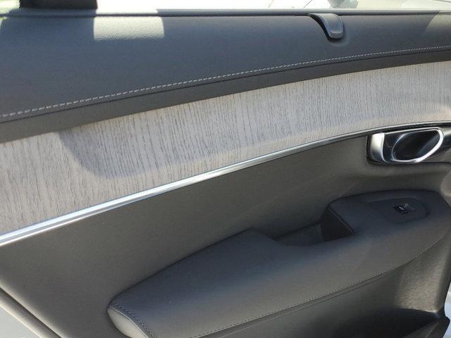 new 2025 Volvo XC90 car, priced at $72,755
