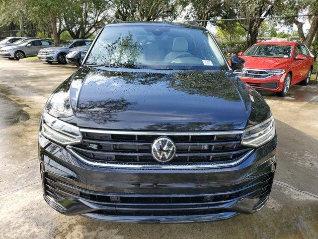 new 2024 Volkswagen Tiguan car, priced at $33,656