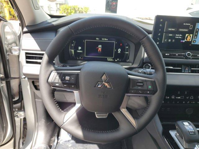 new 2025 Mitsubishi Outlander car, priced at $41,520