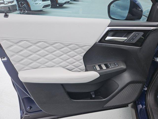 new 2025 Mitsubishi Outlander PHEV car, priced at $49,185