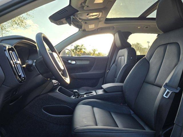 new 2025 Volvo XC40 car, priced at $44,153