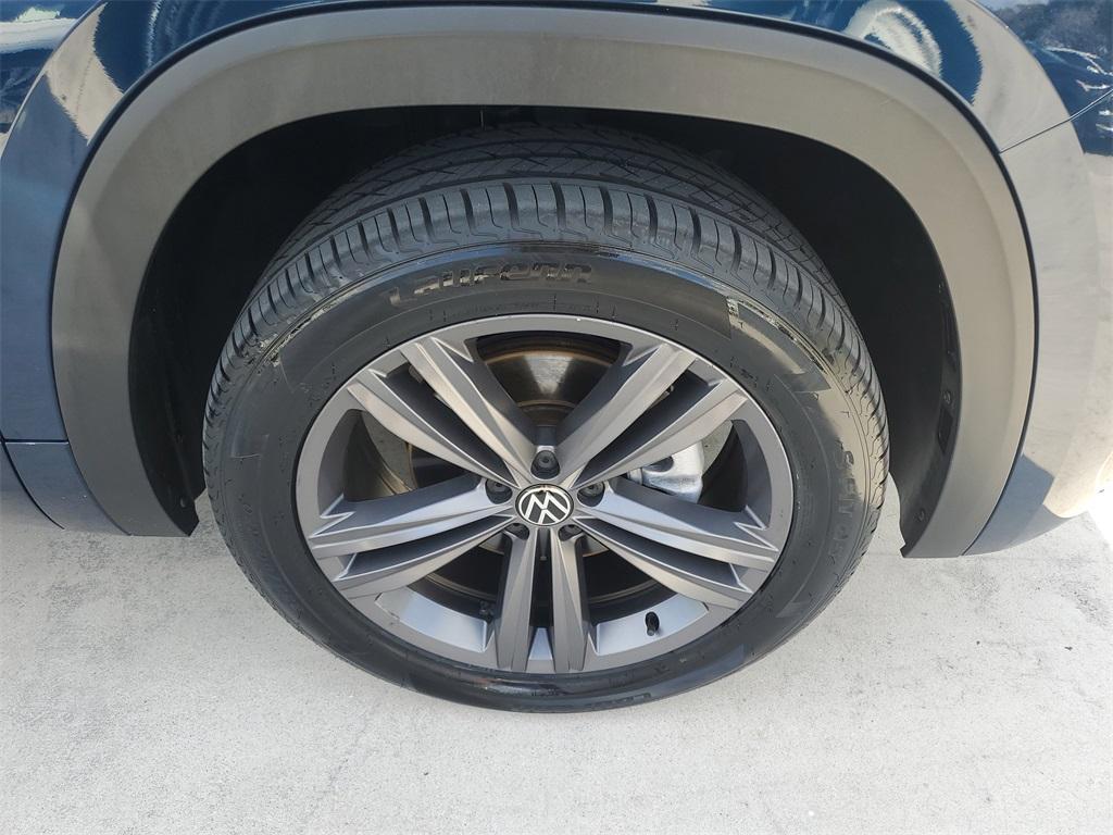 used 2022 Volkswagen Atlas car, priced at $35,477