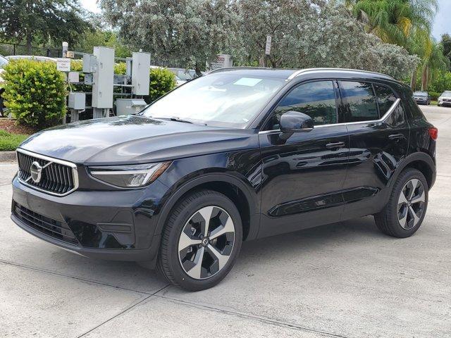 new 2025 Volvo XC40 car, priced at $46,015