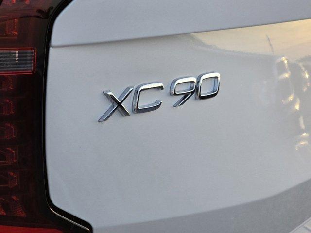 new 2025 Volvo XC90 car, priced at $70,185