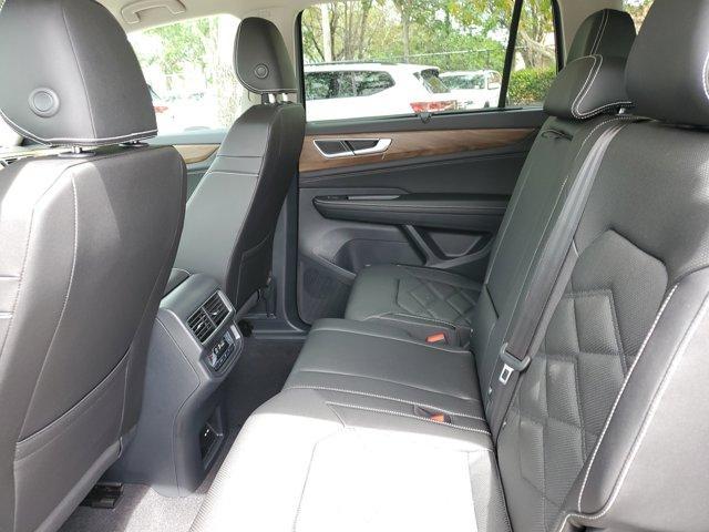 new 2025 Volkswagen Atlas car, priced at $42,203