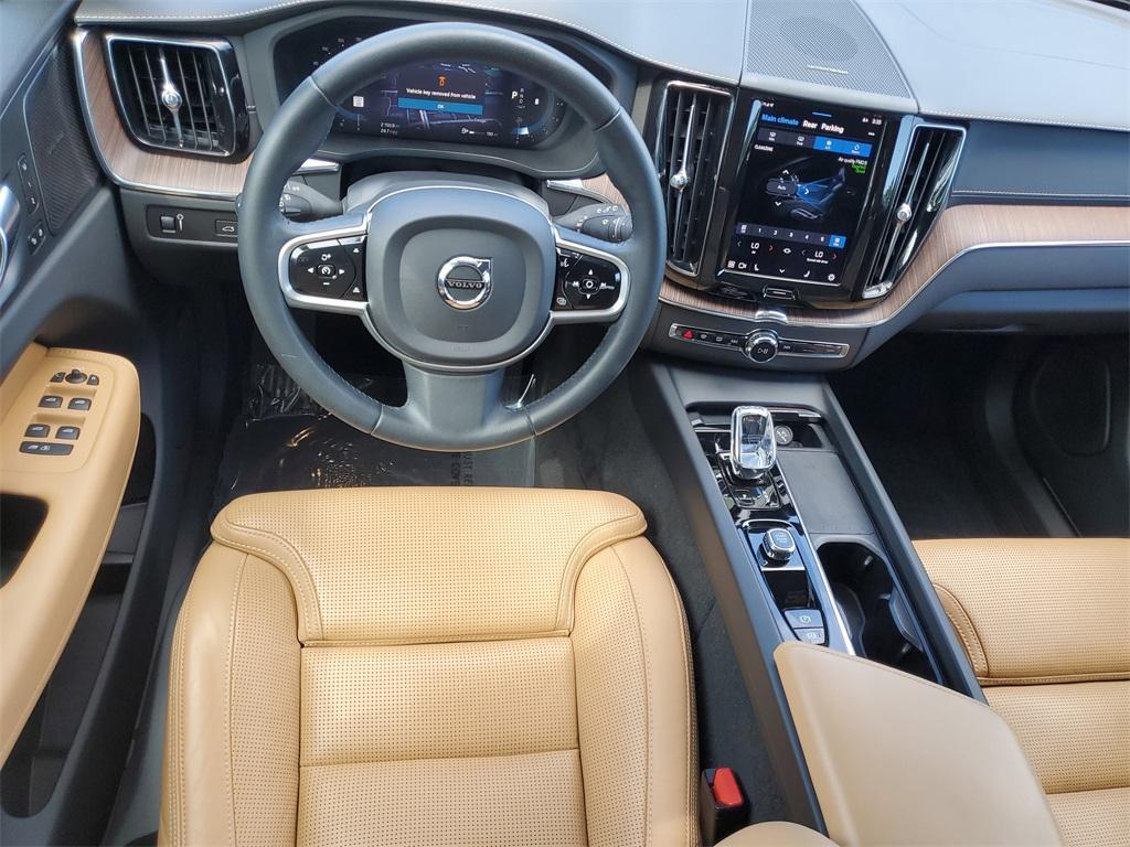 used 2022 Volvo XC60 car, priced at $37,888