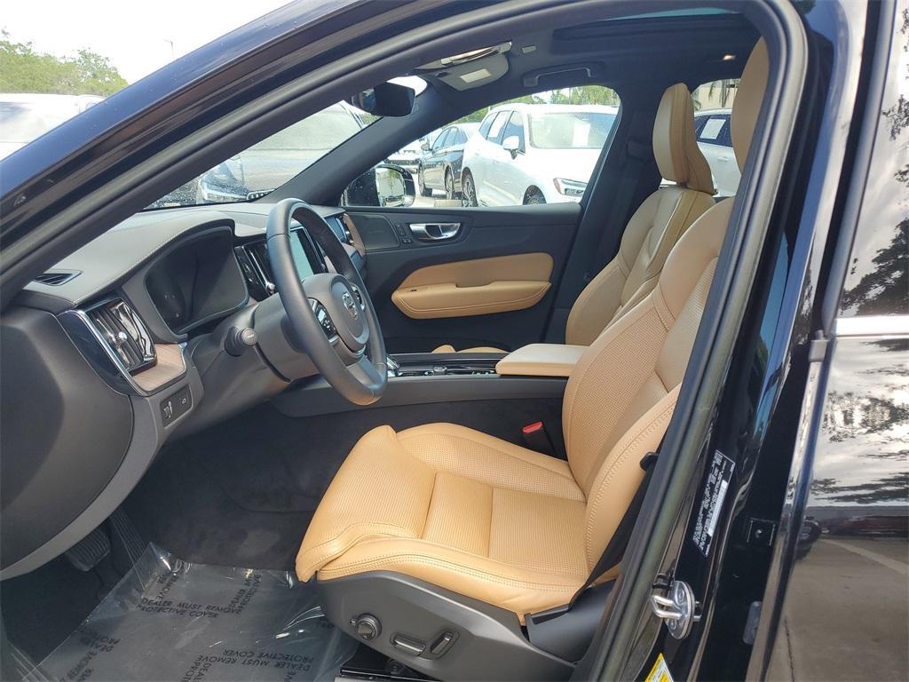 used 2022 Volvo XC60 car, priced at $37,888