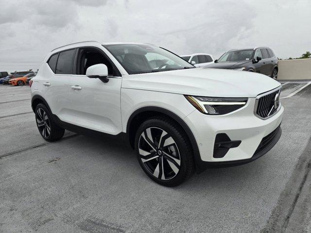 new 2025 Volvo XC40 car, priced at $48,890