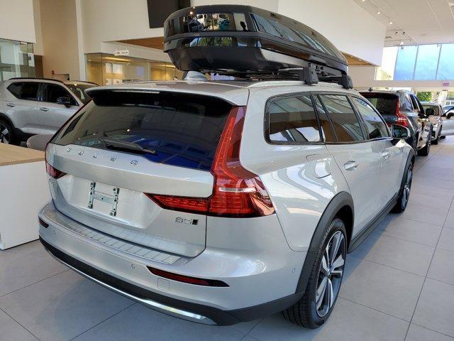 new 2024 Volvo V60 Cross Country car, priced at $54,135