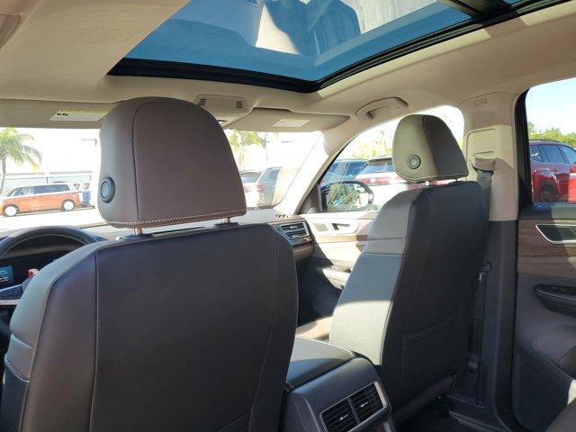 new 2025 Volkswagen Atlas car, priced at $50,436