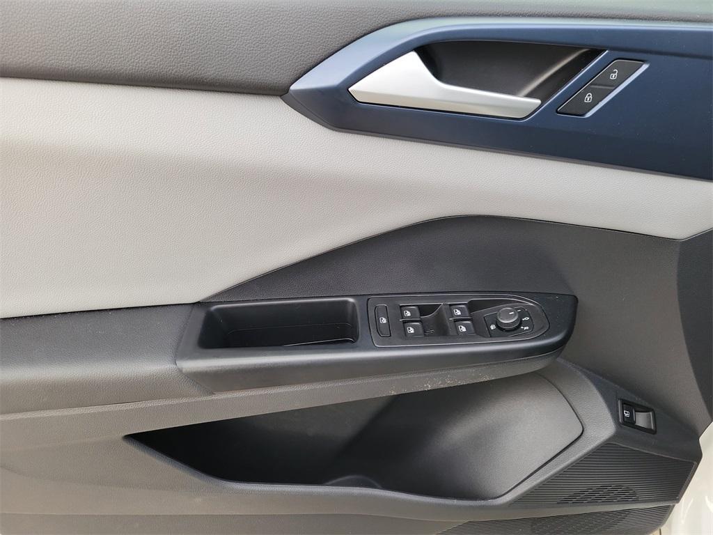 used 2023 Volkswagen Taos car, priced at $20,677