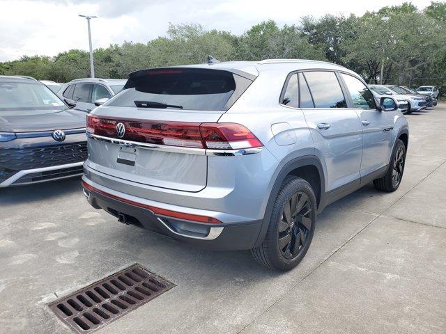 new 2026 Volkswagen Atlas Cross Sport car, priced at $43,233
