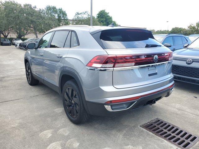 new 2026 Volkswagen Atlas Cross Sport car, priced at $43,233