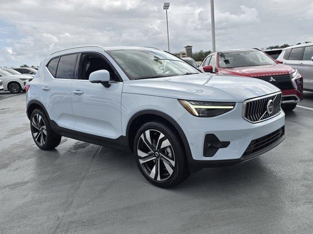 new 2025 Volvo XC40 car, priced at $51,015